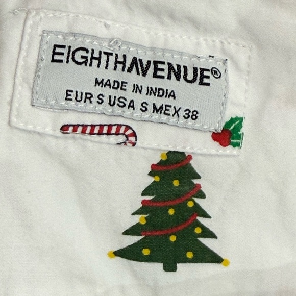 Christmas Holiday Print Short Sleeve Casual Button Down Eight Ave NWOT Small - Picture 5 of 6